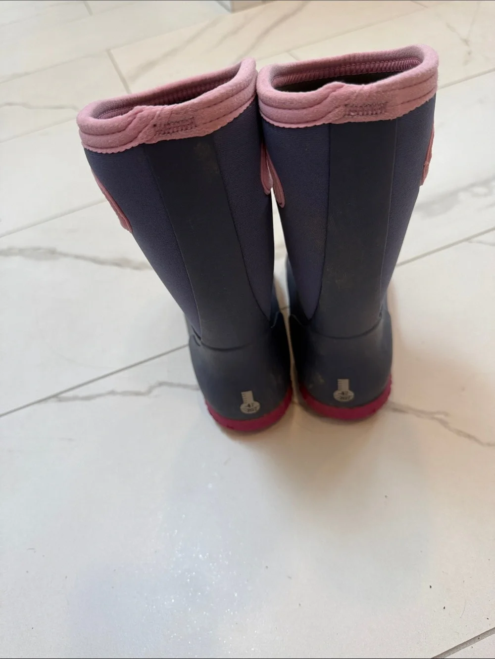 Bogs rainboots good